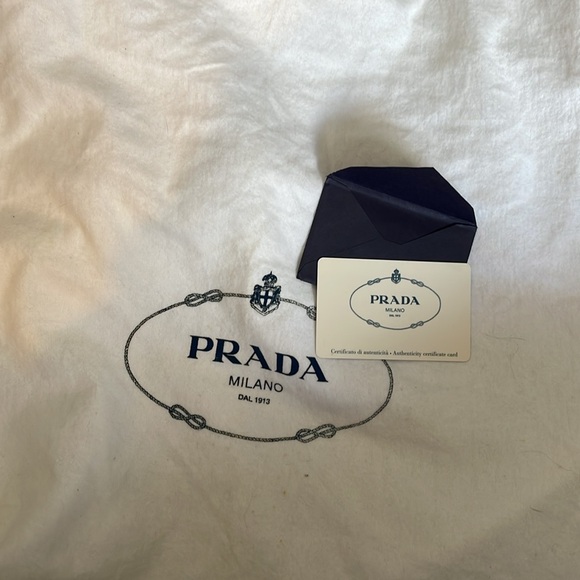 Prada Vernis Gaufre Tote - Picture 8 of 8